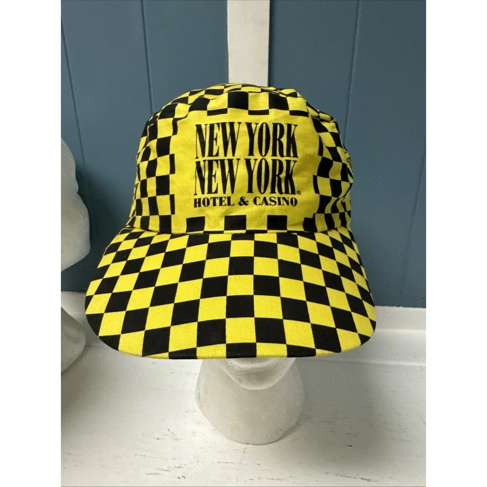 VTG New York Casino Snapback Painters Hat Yellow Black Checkered Las Vegas Hotel